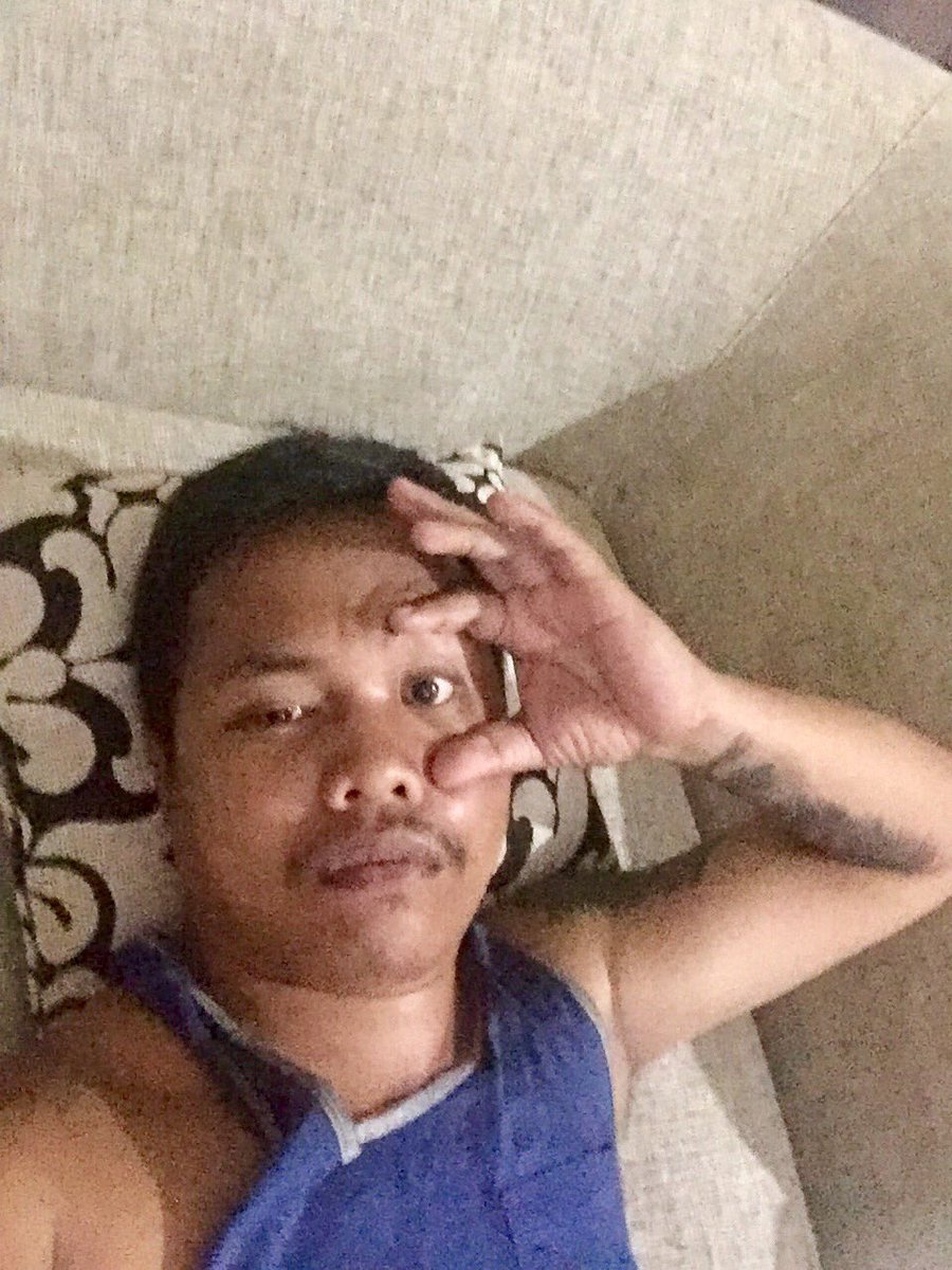 deep_shittt's tweet photo. I cant sleep so I decided to take some selfies 😂😂😂 https://t.co/5tpiVCJV7V