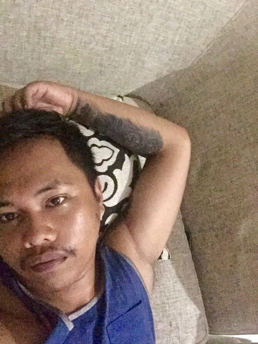 deep_shittt's tweet photo. I cant sleep so I decided to take some selfies 😂😂😂 https://t.co/5tpiVCJV7V