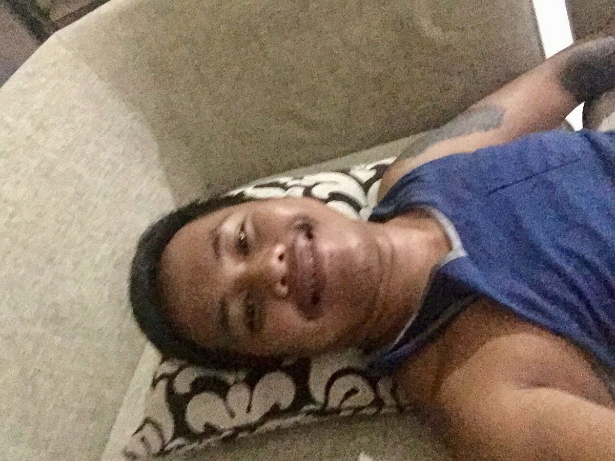 deep_shittt's tweet photo. I cant sleep so I decided to take some selfies 😂😂😂 https://t.co/5tpiVCJV7V