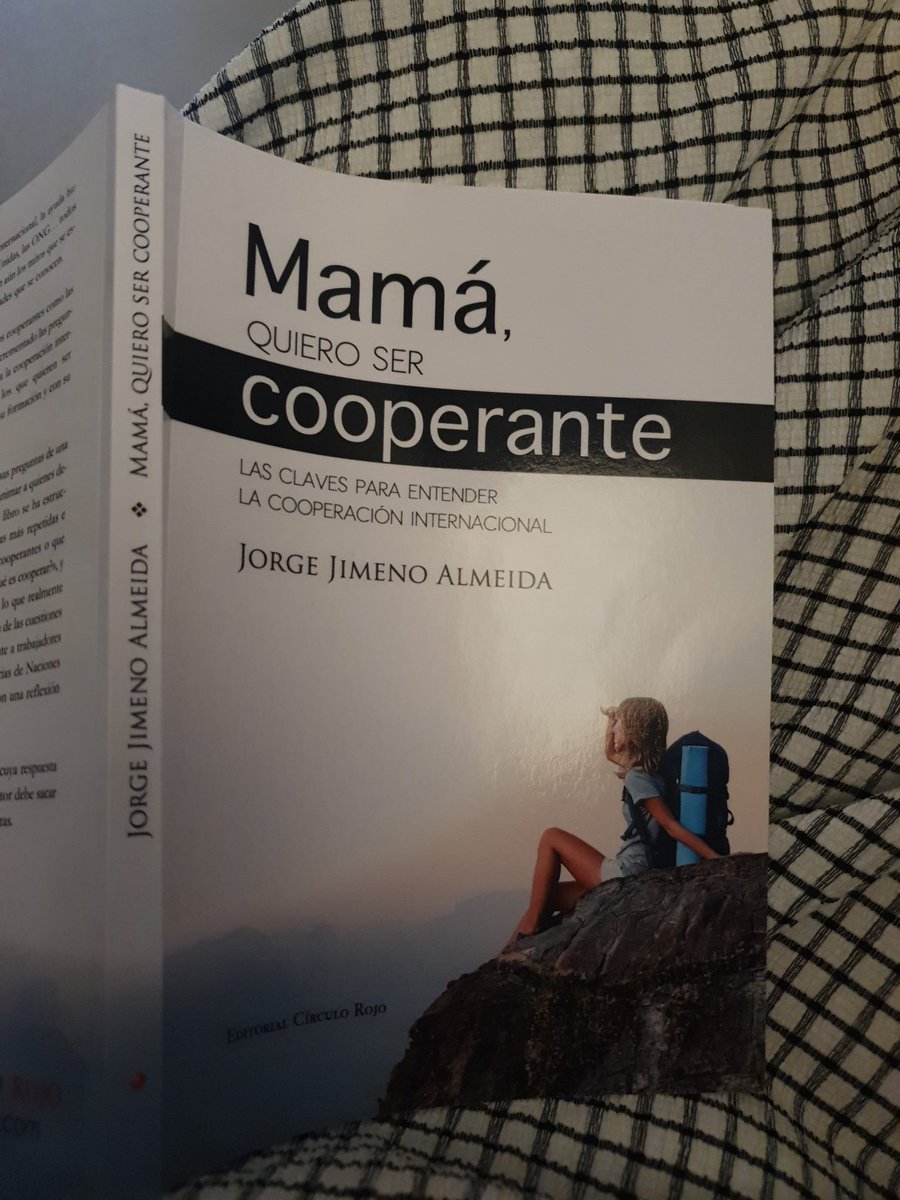 Carconsuc's tweet photo. @jjimenoa Enhorabuena por haber tenido la valentía de responder en alto a preguntas tan claves para entender la #CooperaciónInternacional y gracias por acompañarme con tu libro en un cambio de rumbo tan determinante. Todo un descubrimiento. https://t.co/xD36Hs8Jrm