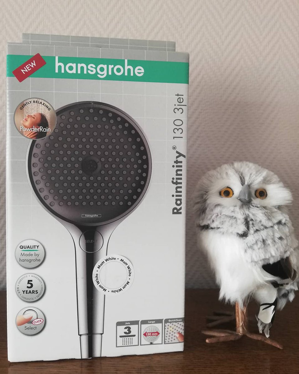 jolien921's tweet photo. Thanks for this awesome gift 🤩👌 @Hansgrohe_PR @BORAhansgrohe @Hansgrohe_UK #bestteam #myrelaxingmoment #showerlikeapro #hansgrohe #powerrain https://t.co/fvNmnwpV5F