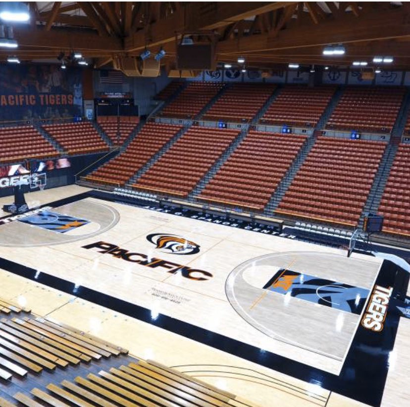 CoreyYerger2's tweet photo. Blessed to say I’ve received an offer from the University of the Pacific! 🧡🖤 https://t.co/EypLQr3c9W