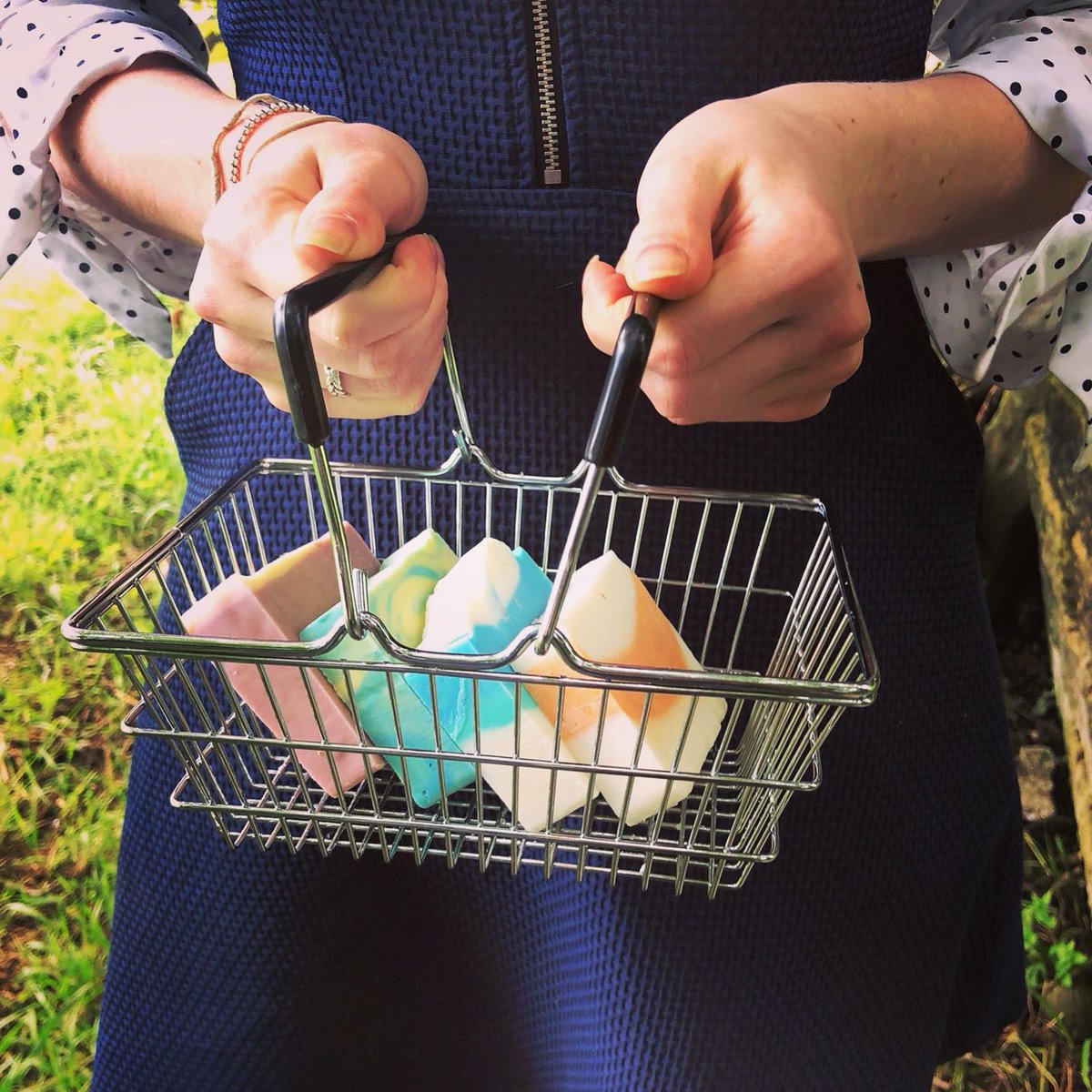 I had a great day trotting around with a mini shopping basket of soap today!! How fun! Although, don’t forget to take advantage of our virtual shopping basket deal - when buying a pack of 4 soap pay £12 rather than £16 on any box!