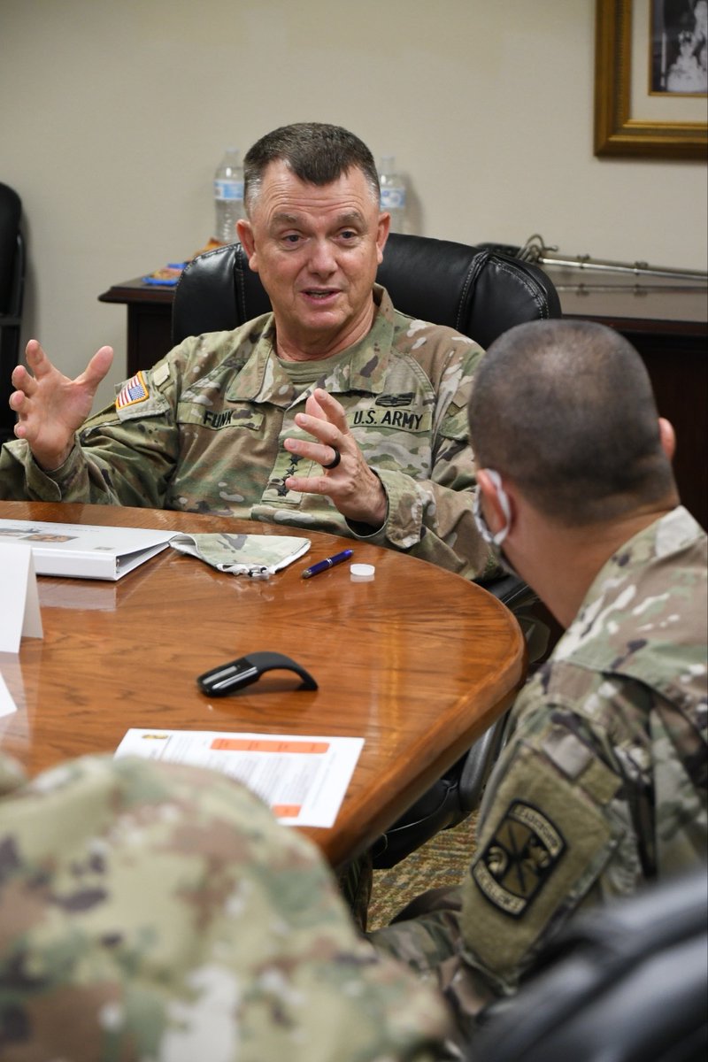 PaulFunk2's tweet photo. Met with the President of the University of Texas at Rio Grande Valley and their PMS, LTC Jeff Hernandez, today to discuss how @utrgv and @RotcUtrgv support each other! Keep up the great work - #GoVaqueros! @5thBrigadeROTC https://t.co/X801BC16fn
