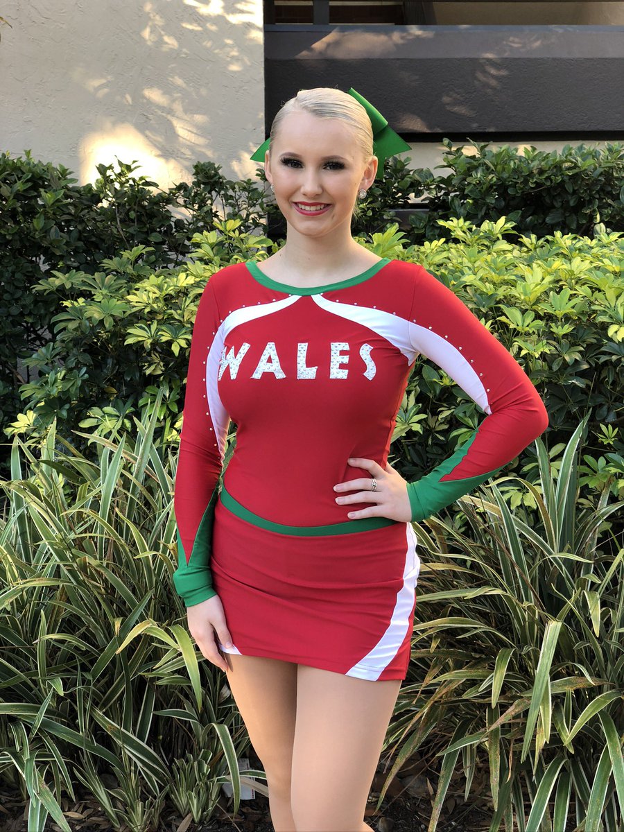 gerandem's tweet photo. @CNS_HealthandWb Seran Davies competing for team wales senior pom and jazz at @ICUcheer in Florida 2019 https://t.co/L9hoXAYBwJ