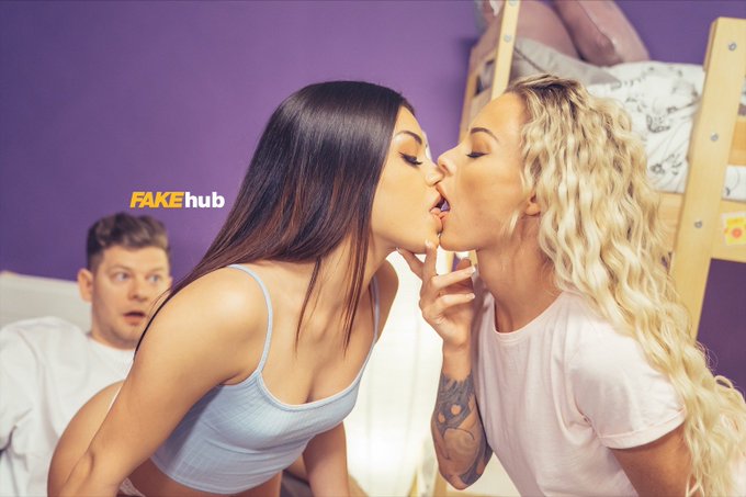My new @fakehostel with @IsabelleDeltore is out now on https://t.co/A0gyId6lRh 😘🏩 https://t.co/zduoM<a class="tags" href="/tag/fakehostel">@fakehostel</a><a class="tags" href="/tag/isabelledeltore">@isabelledeltore</a>