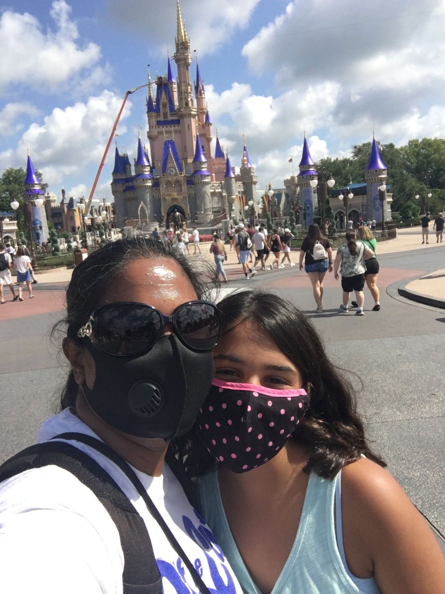 popvacations's tweet photo. Our cast member friends at @Wdwoffthecuff were able to visit the Magic Kingdom today!  Check out the Goofy Cavalcade in Frontier Land &amp; the beautiful castle.  #WeCantWait to be back in Magic Kingdom!  Thanks to Surupa and K for sharing these photos with us. https://t.co/8YNklm3QoM