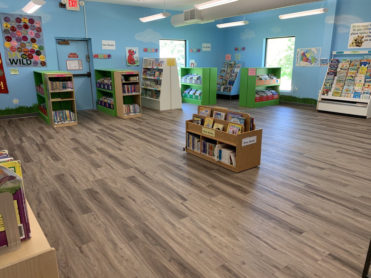 Springfield_Lib's tweet photo. We’re excited to say that the library flooring has been installed and all books are back on their shelves! We’re loving the look 💕A big shoutout to the RM for all of their help! https://t.co/dRwrkTpeg7