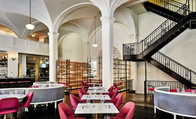 #ICYMI: Photographer <a href="/michelparnaud/">Michel P Arnaud</a> framed up #RichmondVA's <a href="/QuirkHotel/">Quirk Hotel</a> and <a href="/mobelux/">Mobelux</a> for this book on adaptive reuse: hubs.ly/H0r-x240 #RVAcreates #interiordesign