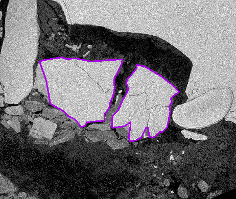 usnatice's tweet photo. Iceberg #A69 has broken into two separate icebergs as seen in the @esa #Sentinel-1A image (20200705 0738Z). The pieces are provisionally named #A69A (left) and #A69B (right). Press release pending. https://t.co/BNlgFZfXuR