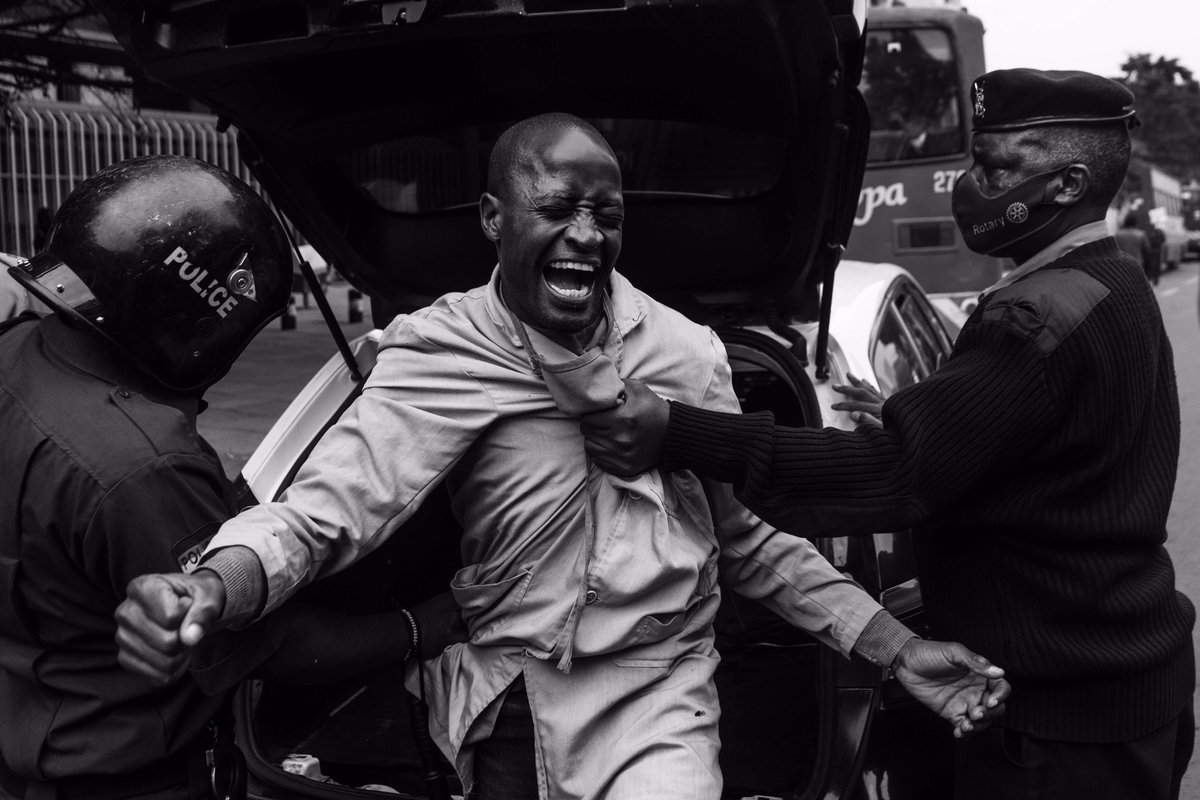 FLerneryd's tweet photo. A man is being arrested during #sabasabamarchforourlives protests in Nairobi, 7th of July. https://t.co/GJHpALjUI9