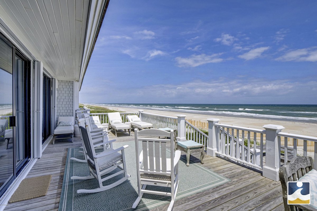 IntracoastalRC's tweet photo. #LuxuryRealEstate #WilmingtonNC | Rare chance to own double lot #oceanfronthome on south end of #FigureEightIsland w/ ocean views from almost every room ~ https://t.co/usG6PZW8zq
#intracoastalrealty #luxuryhome #luxuryhomeforsale #luxuryrealtor #luxuryproperty #dreamhome #ilm https://t.co/4iTNoPDWmQ