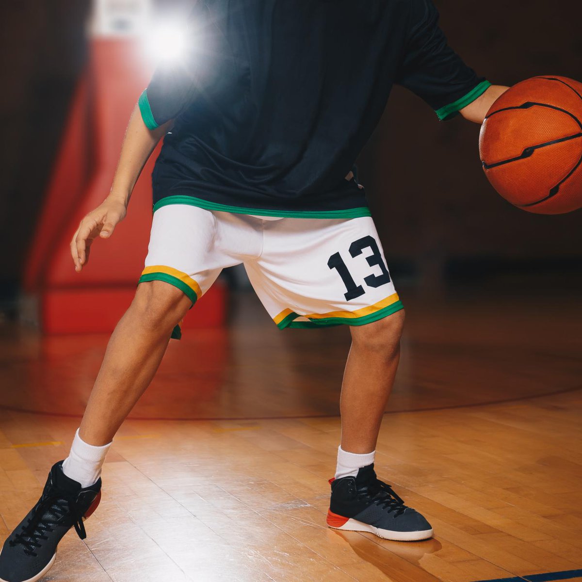 SVCCollege's tweet photo. Kids bored?! SVC Continuing and Community Ed is offering a Youth Hoop Camp taught by Men’s Basketball Head Coach, Carl Howell!

Via Zoom July 21, 22; noon - 1:15pm. $70

Register: https://t.co/vdbqWi1XJJ

#skagitvalleycollege
#virtualhoops
#hoopcamp
#kidsbasketball
#carlhowell https://t.co/aSPXqsS4gD