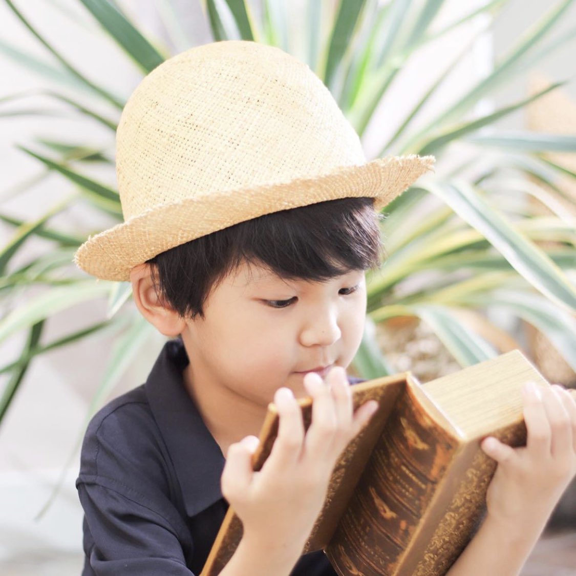 Kent Bread Hat キッズサイズの 麦わらフランスパンハット のオーダーをいただきました やっぱりお子さんが被るととっても可愛らしいですねぇ お写真もお上手で本当にありがとうございます Hat 手作り ハンドメイド 帽子 ハット フランス