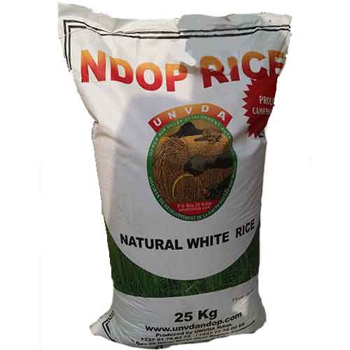 jangoloCameroon's tweet photo. Je t'invite à découvrir le produit Riz Blanc - 25kg de l'entreprise #locale #UNVDA. 
Toutes informations (prix, packaging, les points de vente) sur le produit et son fabriquant sont sur ce lien  https://t.co/tKG7NMavT9
#Awa #jangoLocal #eatLocal https://t.co/2Gfwz4WRYO