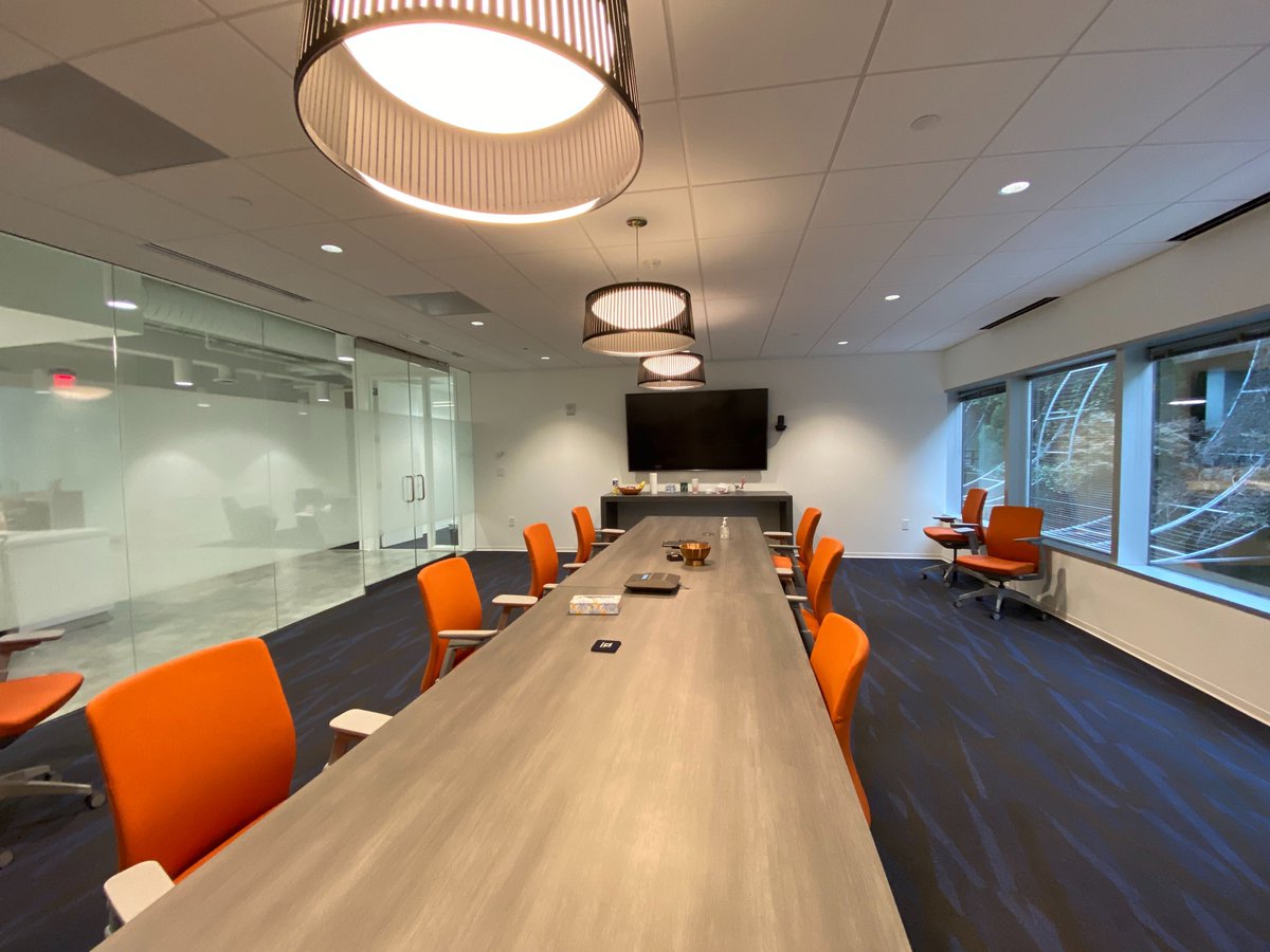 TranscendCRE's tweet photo. New sublease available - 6,500 to 14,356 SF of office space at One Midtown Plaza! Here are some of the details:

Plug N Play:  Furniture Included
Term:  Through 11/2026
Full Floor Opportunity
Building Lobby Signage

Reach out for more info or to schedule a tour! https://t.co/Qv9FM2Zd2Y