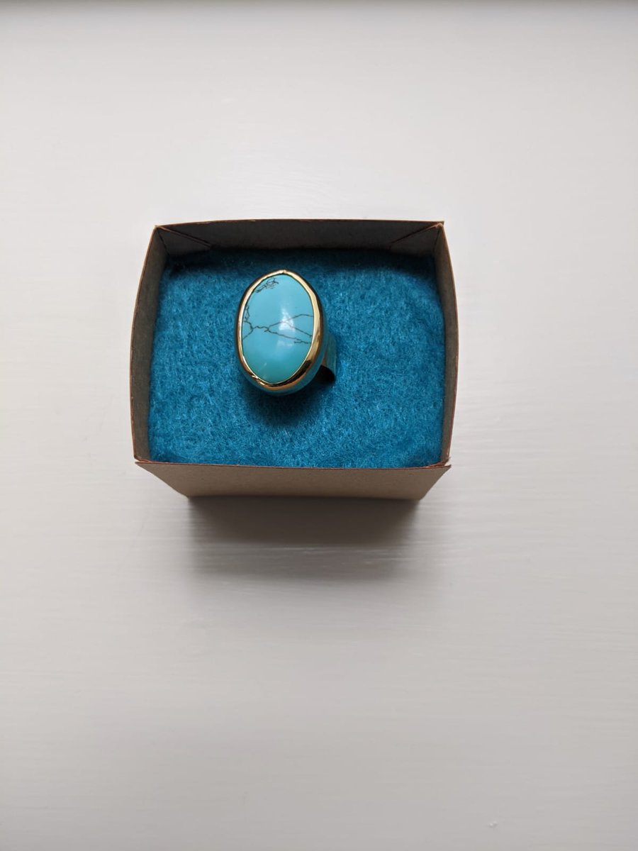 smashing_metals's tweet photo. A beautiful Turquoise ring from out upcycled brass bucket collection is on the way to a new owner 🛫💍🎁 we still have a number of peices in this collection so grab yours while you can. #Handmade #Jewelry #gemstone #handpolished #handmadejewellery #Etsy #giftideas #GiftGiving https://t.co/sDnedFx99C