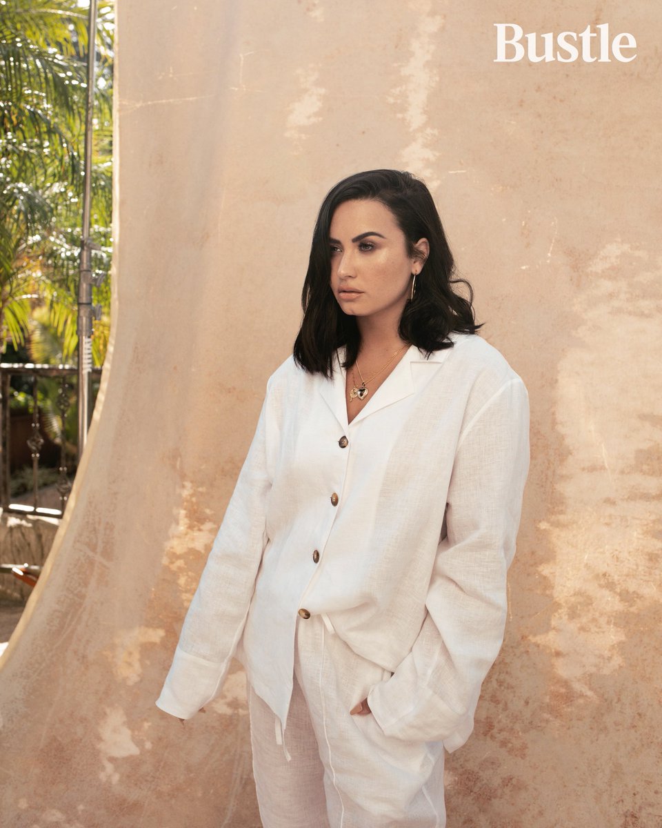 ddlovato's tweet image. 