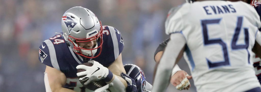 Rex Burkhead reportedly reworks contract to help Patriots free up cap space dlvr.it/Rb7FrB