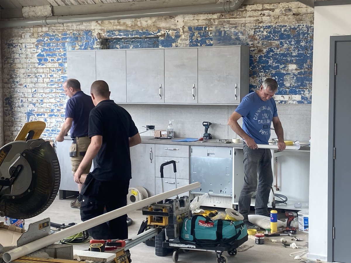 neil_bunning's tweet photo. Looking forward to moving into our new office. Designed by my team to create an innovative working space. The big move is this Friday so our office will be closed. 😀👍 let me know your thoughts https://t.co/fSgQLln7o5