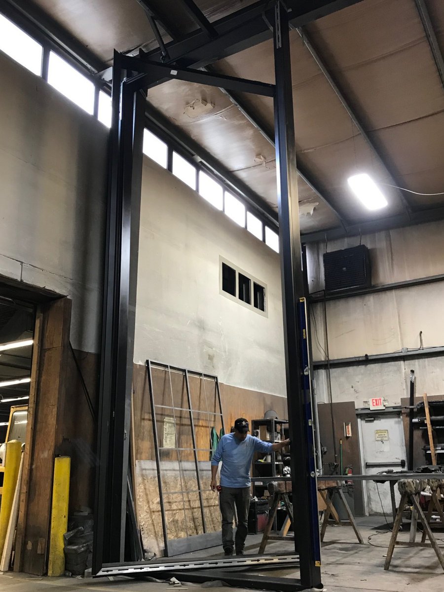 steel_windows's tweet photo. #BiggerIsBetter! At #OptimumWindow, ultimate #design control remains in the hands of our clients. Dimensions, configurations, operations and even #custom color options allow for truly #grand statement pieces. Wow the neighbors with #Optimum #Steel. #DesignTrue #architecture #AIA https://t.co/oi1QTasxAQ