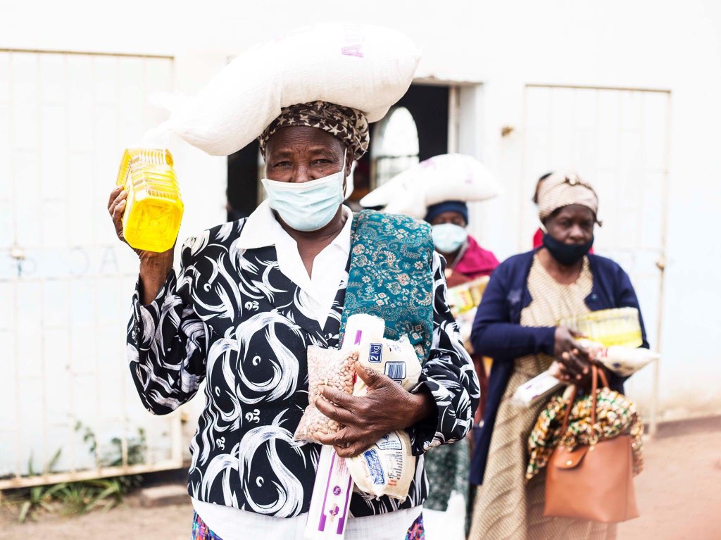 care_agape's tweet photo. The emergency relief packs including Maize Meal, Sugar, Cooking Oil and Beans and a bar of soap for hygiene purposes - allow families to eat, and maintain the necessary hygiene protocols to prevent the spread of the Corona virus further. #AgapeFamilyCare #LivelihoodsProgram https://t.co/xm4SUuLPAr