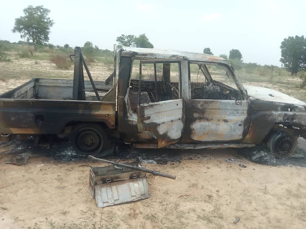 HQNigerianArmy's tweet photo. Breaking News:

Gallant troops of Sector 3 OP LAFIYA DOLE neutralized and annihilated some Boko Haram Terrorists who attempted to infiltrate Mongonu at about 1100hrs, 7 July 2020. Details later. Pictures below. https://t.co/frzCPiC3gW