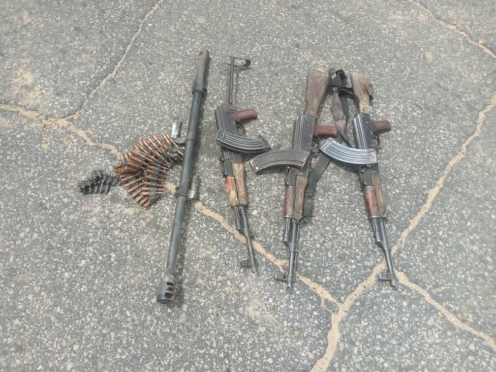 HQNigerianArmy's tweet photo. Breaking News:

Gallant troops of Sector 3 OP LAFIYA DOLE neutralized and annihilated some Boko Haram Terrorists who attempted to infiltrate Mongonu at about 1100hrs, 7 July 2020. Details later. Pictures below. https://t.co/frzCPiC3gW