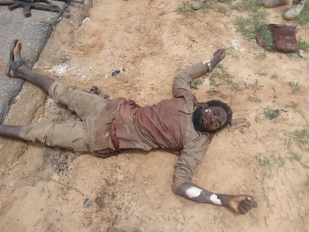 HQNigerianArmy's tweet photo. Breaking News:

Gallant troops of Sector 3 OP LAFIYA DOLE neutralized and annihilated some Boko Haram Terrorists who attempted to infiltrate Mongonu at about 1100hrs, 7 July 2020. Details later. Pictures below. https://t.co/frzCPiC3gW