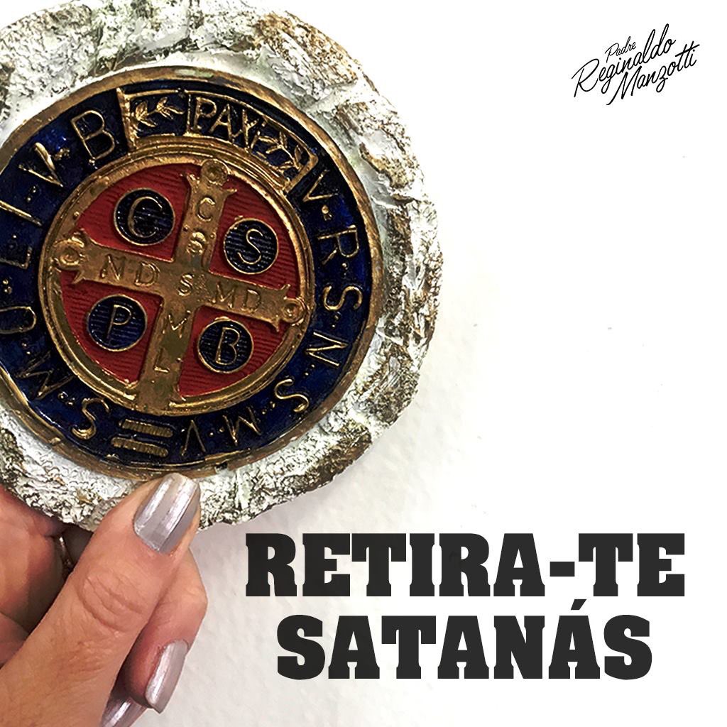 padremanzotti's tweet photo. Nunca me aconselhes coisas vãs. É mal o que tu me ofereces. Bebe tu mesmo do teu veneno. Senhor, que esta sacra medalha com suas inscrições abençoadas por vós possa realizar boas obras e afugentar o maligno com suas fraudes e ciladas. https://t.co/mSo8LXBFsp