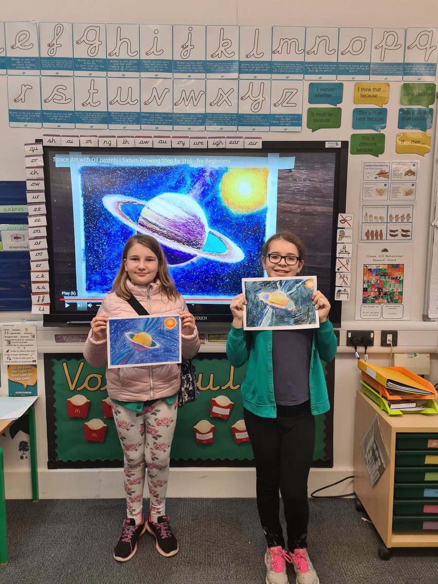 Miss__E2017's tweet photo. Our Space themed oil pastil art today :) https://t.co/APDcmF1ye2
