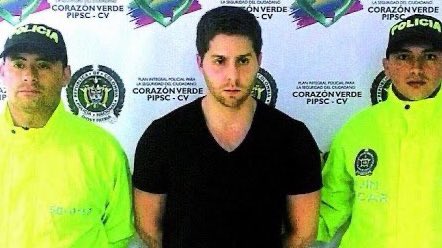 Mis haters les encanta esta foto. A mi también!

A pesar de esa foto, reconstruí mi credibilidad, mi reputación y mi profesión. He demostrado mi inocencia e integridad y hoy vuelo más alto que nunca

Mira esa foto y recuerda: aunque te caigas, siempre puedes volver a levantarte💪🏻