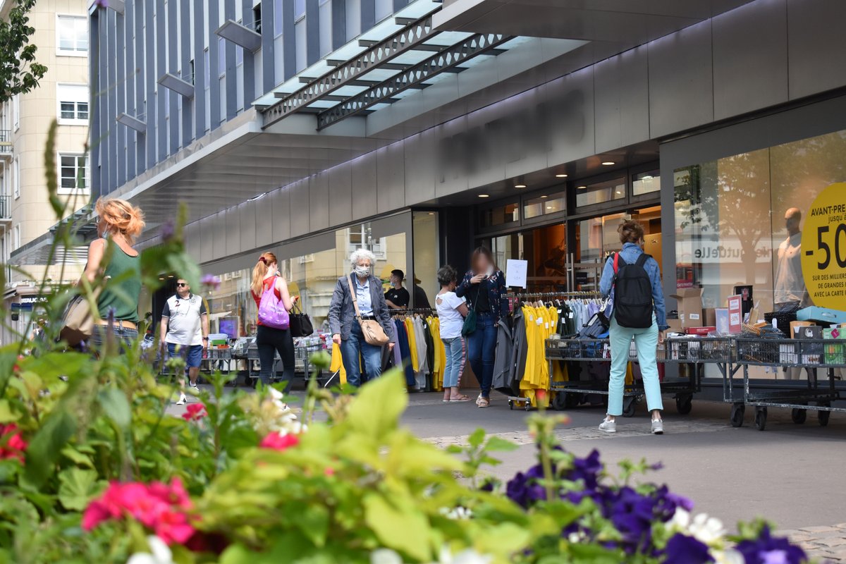 Ville De Caen On Twitter Vous N Avez Pas Eu Le Temps De Faire Les Soldes Aujourd Hui Les Commerces De Caen Peuvent Exceptionnellement Ouvrir Demain Profitez En Pour Faire De Bonnes