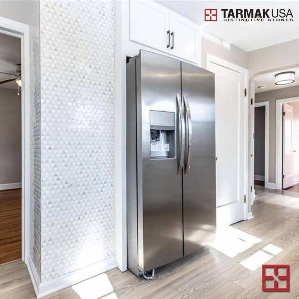 tarmakusa's tweet photo. Bring a unique look to your walls and backsplashes with the Diamantes mosaic collection. #tarmakusa #mosics #walltiles #kitchendesign #kitchenremodeling #interiordesign https://t.co/XcXGuYGcLe