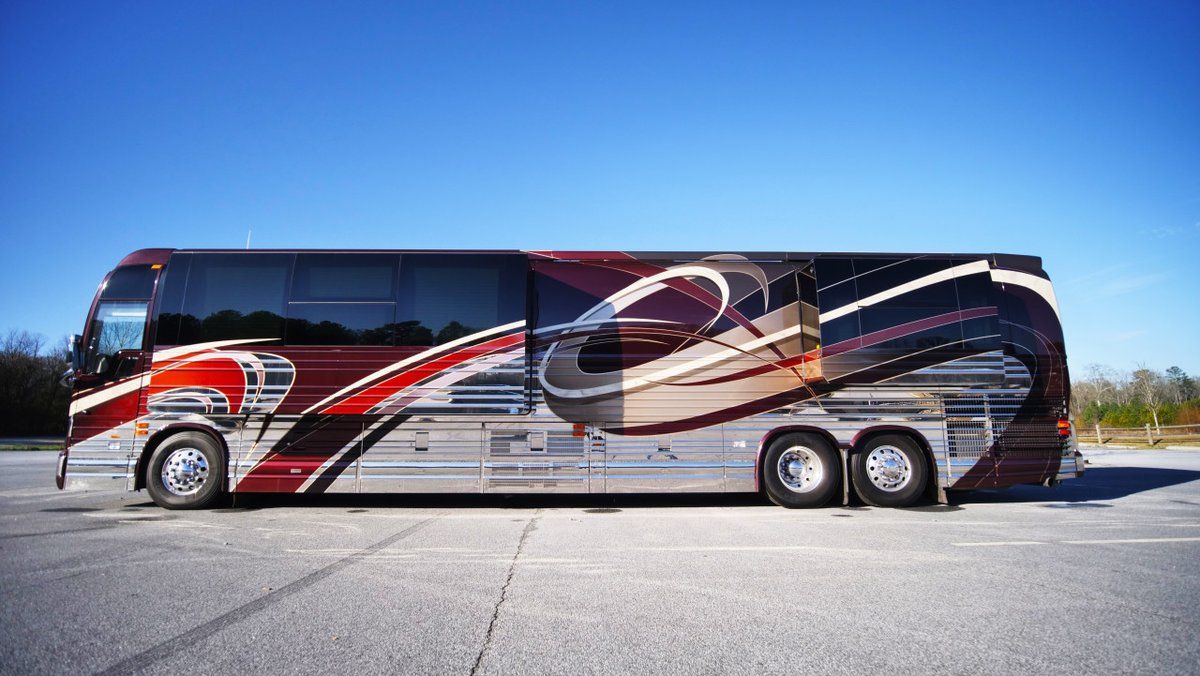 Whether you visit that national monument you’ve always wanted to see, or simply take your crew to a family-oriented RV park that has every activity imaginable, you can vacation on your terms when you travel in an RV. rvlife.com/rvs-world-covi… (via @RVLife)