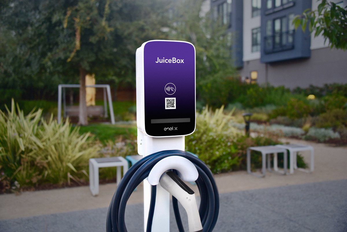 Attn: Multifamily building owners, do you want to drive demand for your units? Buckle up, tenants are adopting EVs at a dramatic speed. The latest #JuiceBlog offers a guide to apartment owners who want to make their apartment complexes #EVready. @mdutech evcharging.enelx.com/news/blog/639-…