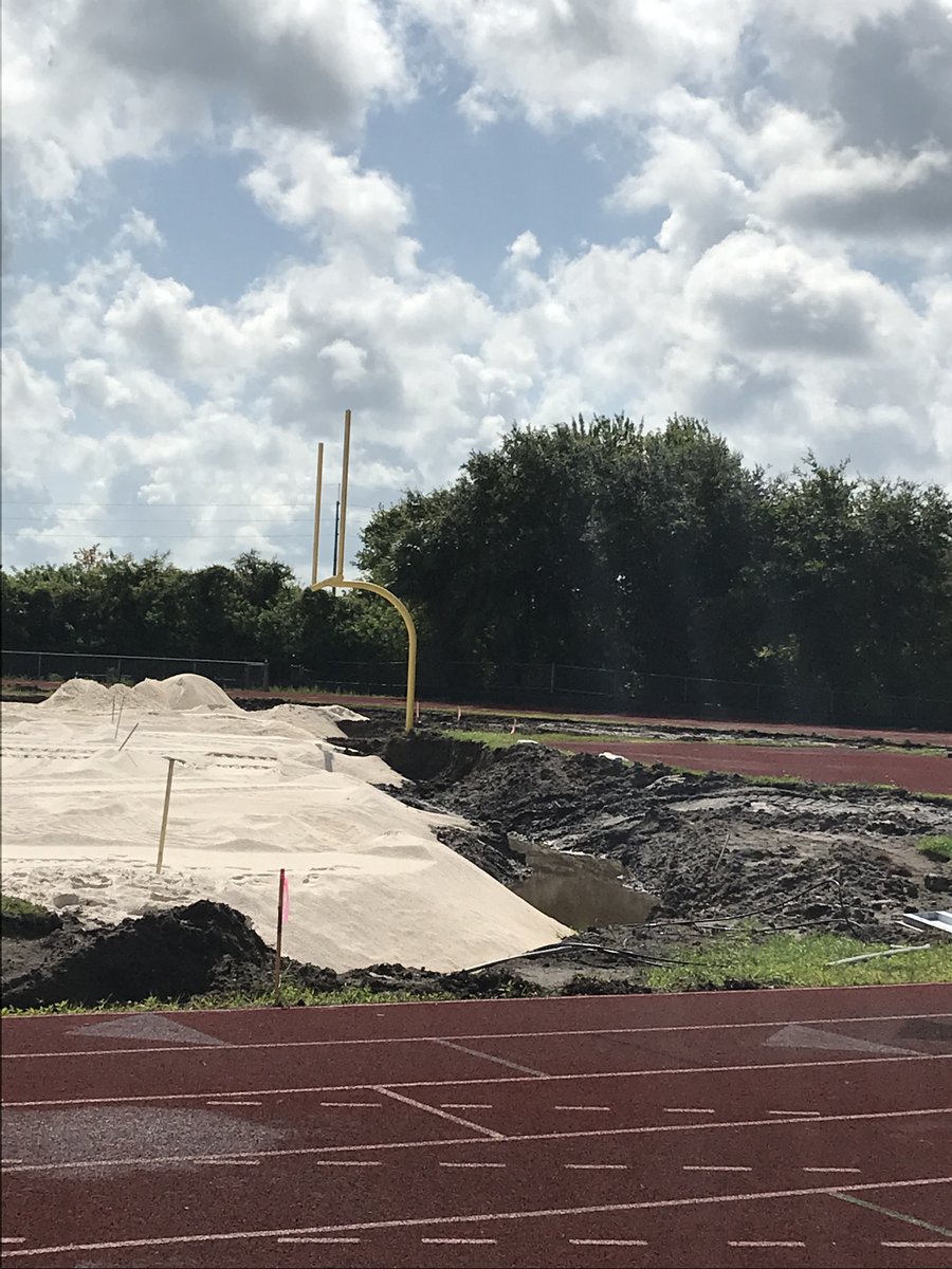 So cool to watch these guys fix our field! #ReptheP