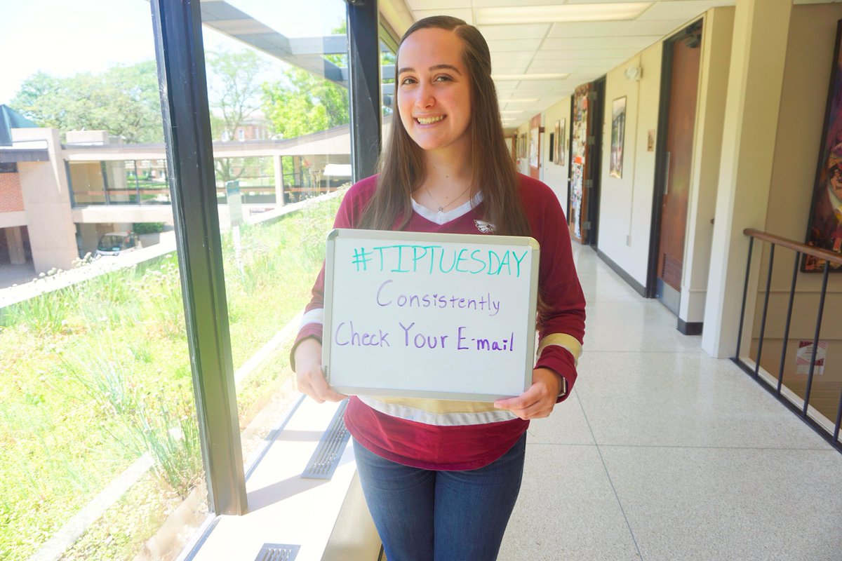 CoeOrientation's tweet photo. #TipTuesday Julia Rodkey’s (‘21) tip for incoming Kohawks is: “Consistently check your email!”  

Having trouble connecting to your Coe email? Reach out to Information Technology at 319.399.8877 or o-computer@coe.edu https://t.co/VPMLoi1Ih1