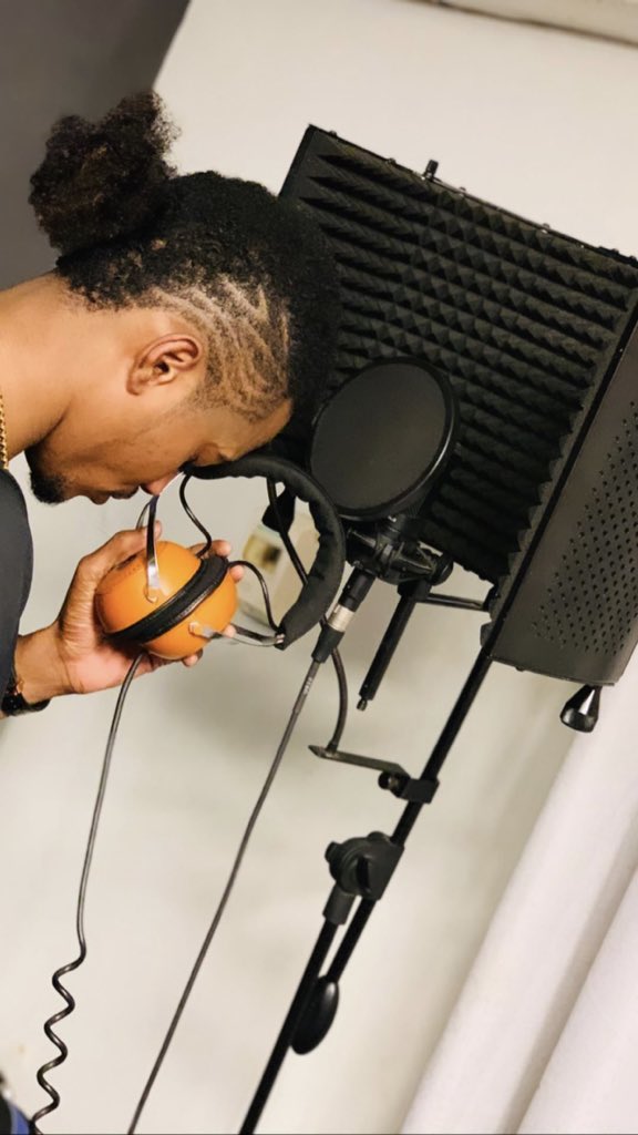 gazmawetemusik's tweet photo. Il ne faut jamais abandonner ses rêves.
L'espoir est le commencement de toute chose.💯💯💯 #BOIKAMACHINE #THETERMINATOR https://t.co/eAkcu9xi2C