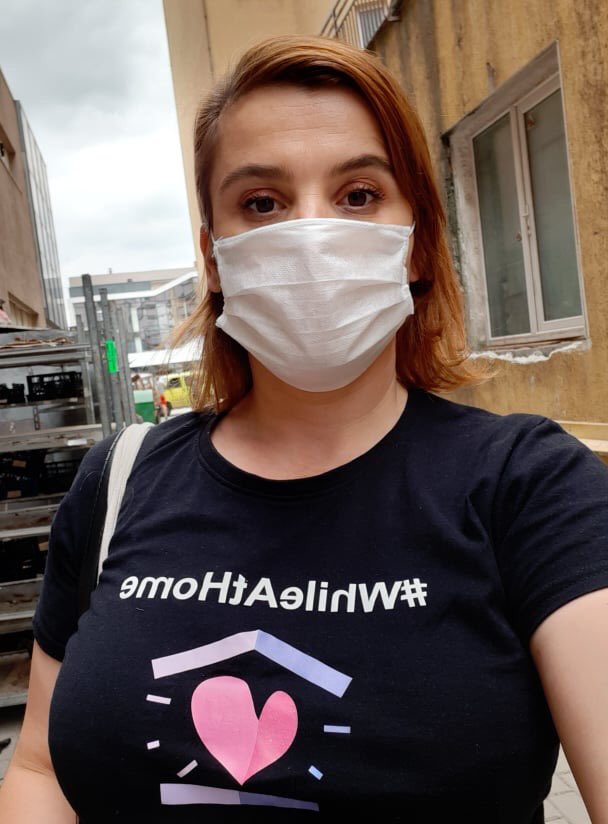 UNICEFKosovo's tweet photo. #WhileAtHome or at work, famous radio anchor @BajraktariMBeha wears a mask to protect herself and others around her! She says “its ok not to shake hands and its even more OK to wear a mask”. Wear a mask, for your health and others health, too! 💪🏻 https://t.co/auNDns9Go1