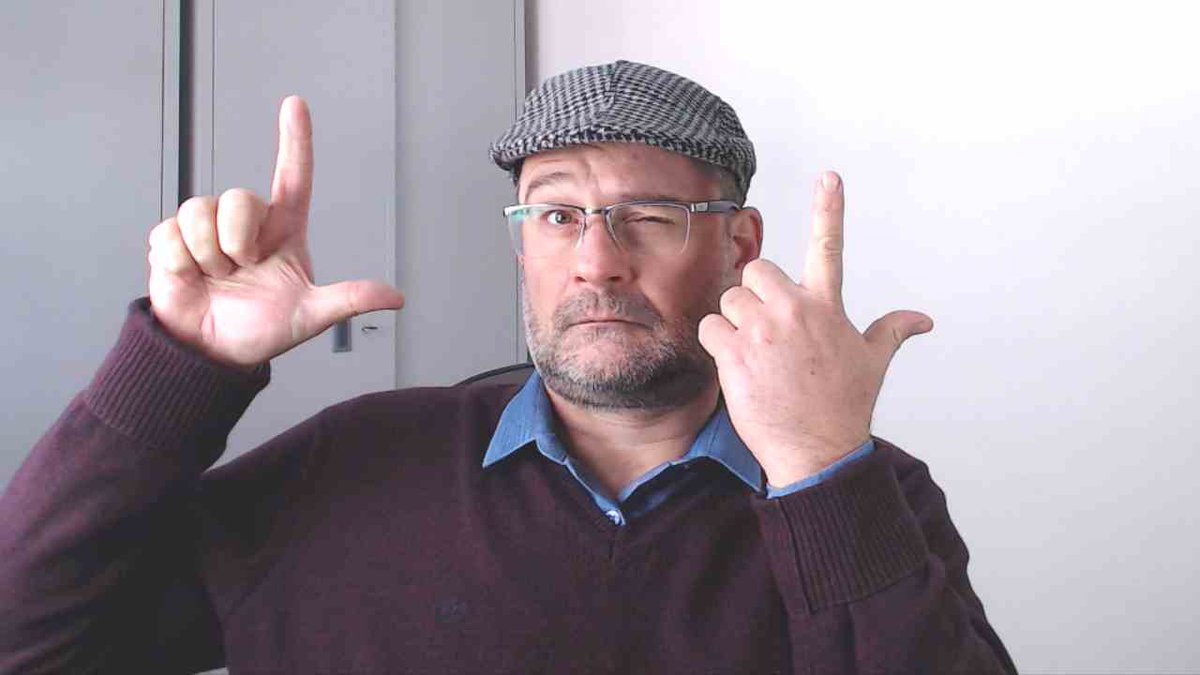 Armas para o povo já! Armar a população evita uma ditadura? Uma ditadura evita armar a população? Existe democracia com a população desarmada? Votar ou dar tiro? youtube.com/watch?v=4cv4BU…