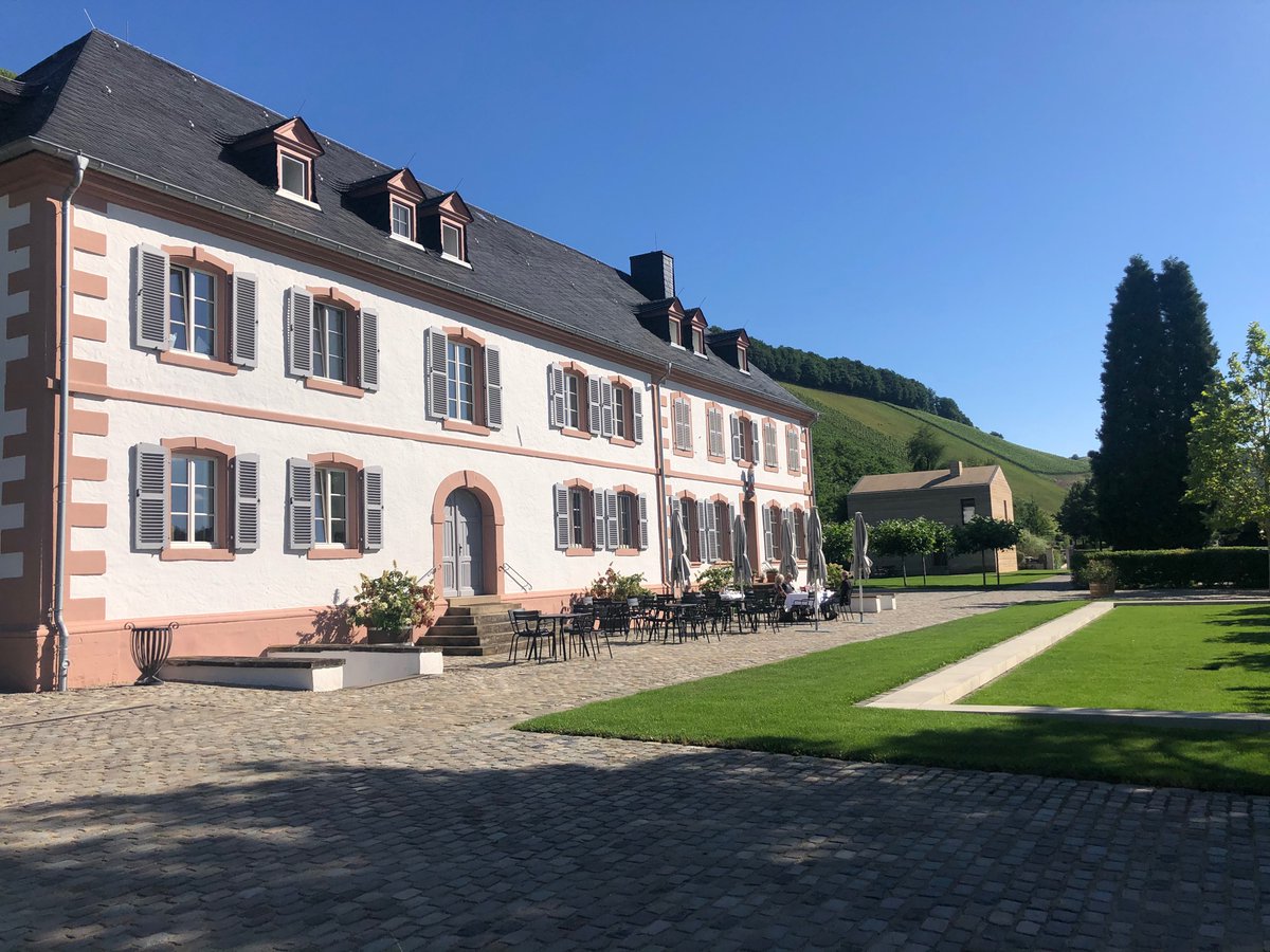swilliamsjourno's tweet photo. This is Germany, apparently #MoselTal #finallyholiday https://t.co/jW108i7hQA