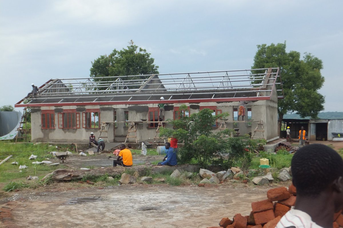 Maaji SEED secondary in Adjumani district has received shs 2bn from the ministry of Education for the construction of laboratory, library blocks, teacher’s quarters, classroom blocks and a chain link and perimeter fence. <a href="/WestNileWeb/">WestNileWeb</a> @adjumani_local
<a href="/OPMUganda/">Office of the Prime Minister - Uganda</a> <a href="/DhamaWilson/">Dhama Charles Wilson</a>