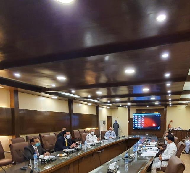 MakhdoomMehboob's tweet photo. As per the vision of Chairman @BBhuttoZardari held a bilateral meeting today with @JamDharejo to achieve higher levels of transparency &amp; accountability for both Board of Revenue and Anti-Corruption Establishment. @MuradAliShahPPP @MediaCellPPP https://t.co/vkgd3fJ5BS