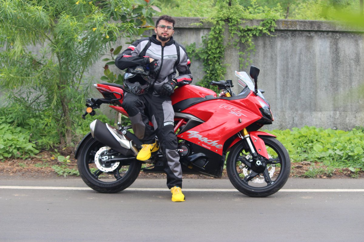 jayjani4's tweet photo. Finally got the delivery of my ride and thank you to the dealer PATEL TVS. And special thanks to the Mr Nishant Patel the sales manager &amp; specially thanks to the area manager Mr Hiren Sir.&amp;I'm hoping that now&amp;relationship would be longer and better with the TVS.@tvsmotorcompany https://t.co/UkHeR39IrV