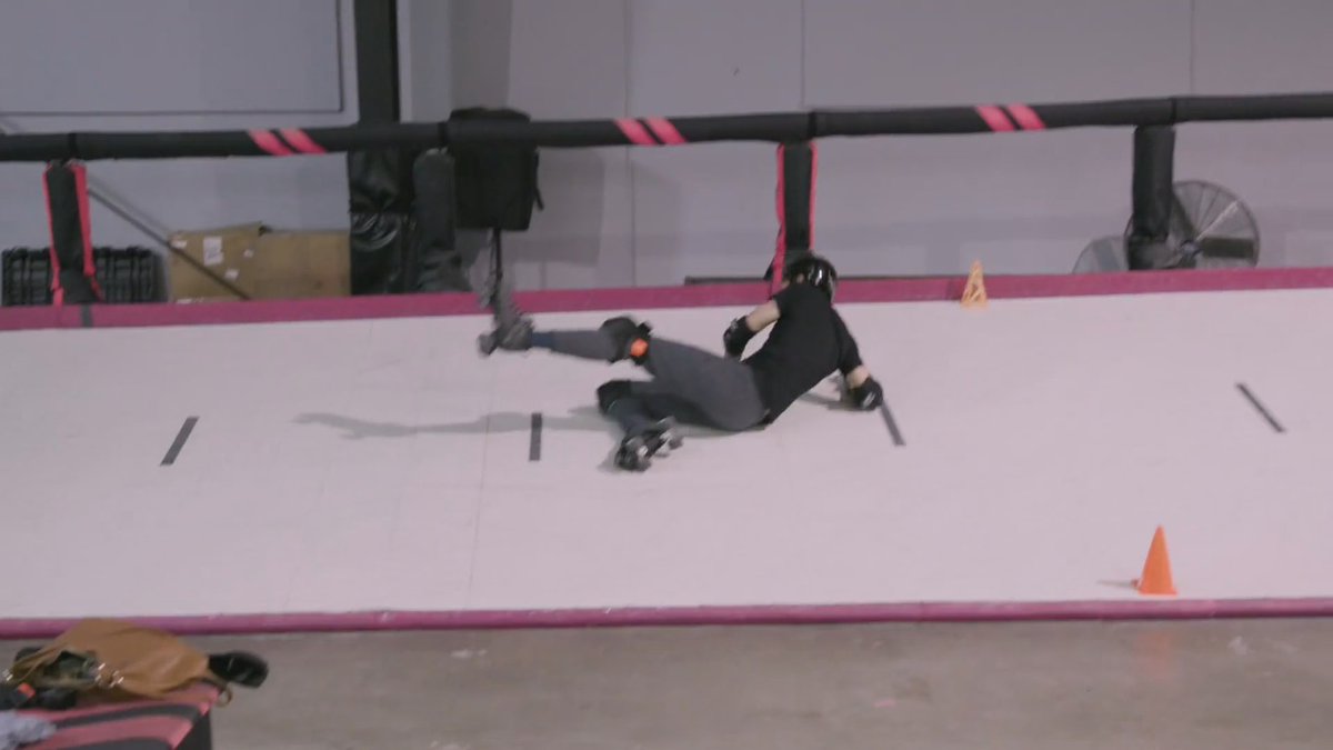 wearewatcher's tweet photo. As promised, Shane falling https://t.co/kkAGTIhAKf