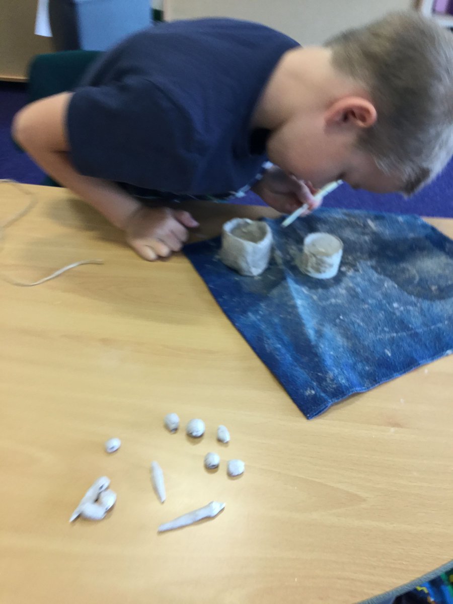 woodstonprimary's tweet photo. Pottery in our Year2/3 Bubble. https://t.co/kbXdr9HoMo