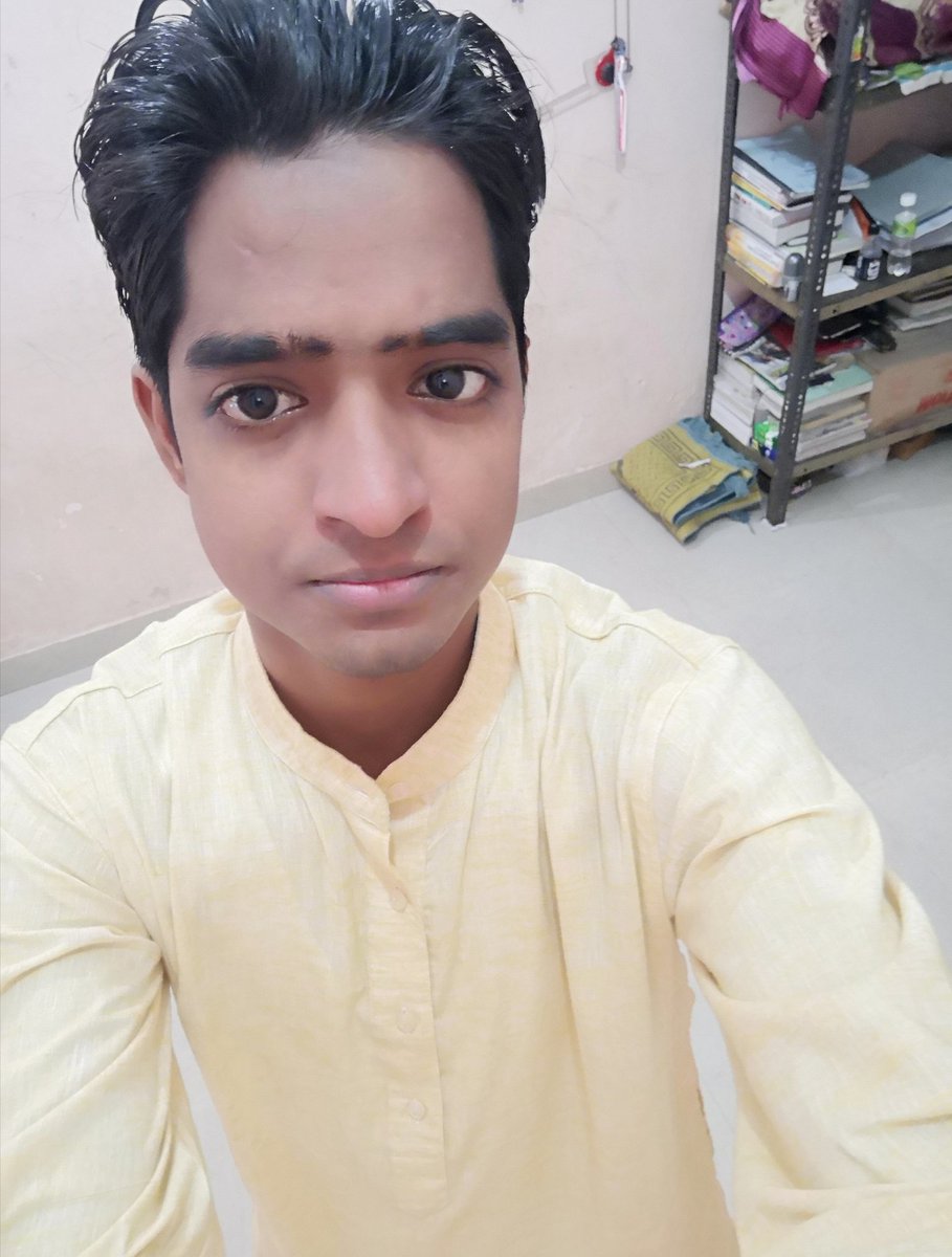 shakirhussain94's tweet photo. #KurtaTwitter
#skrsrk #srkskr https://t.co/lnv9xN7b6L