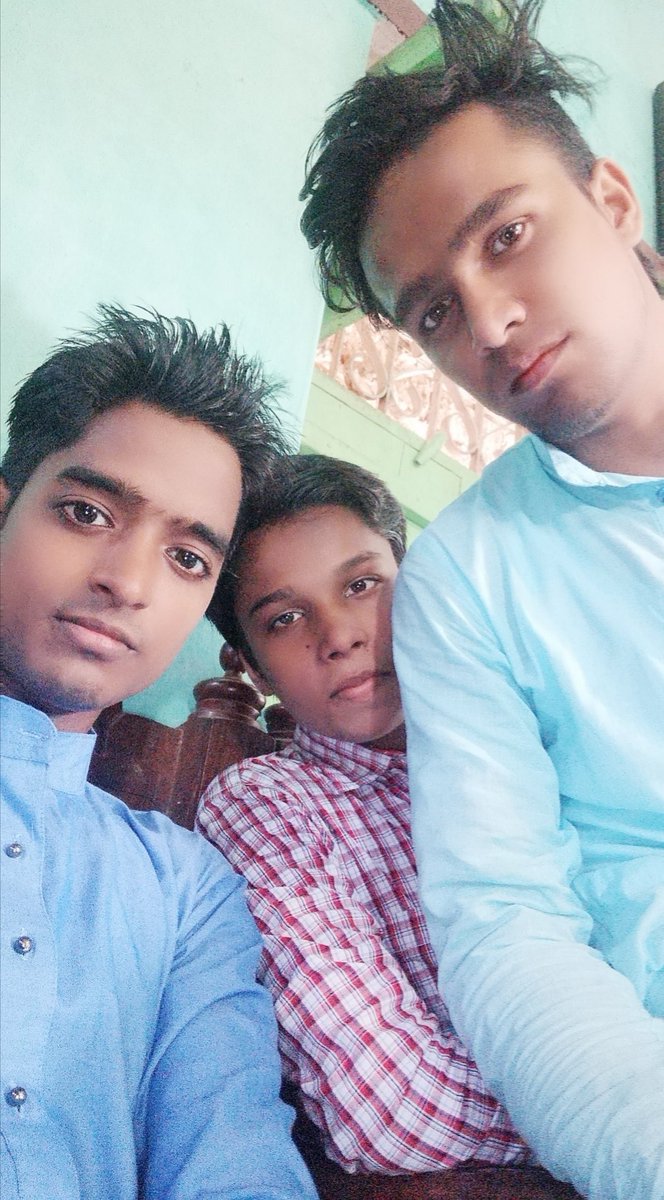 shakirhussain94's tweet photo. #KurtaTwitter
#skrsrk #srkskr https://t.co/lnv9xN7b6L
