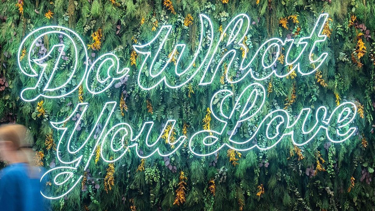 WeWork's tweet photo. Tuesday thoughts. π #dowhatyoulove #wework #weworksf https://t.co/7R8rDiXpUD
